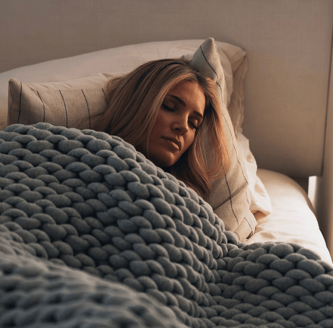 7 Best Knit Weighted Blankets for Improved Sleep (2026)